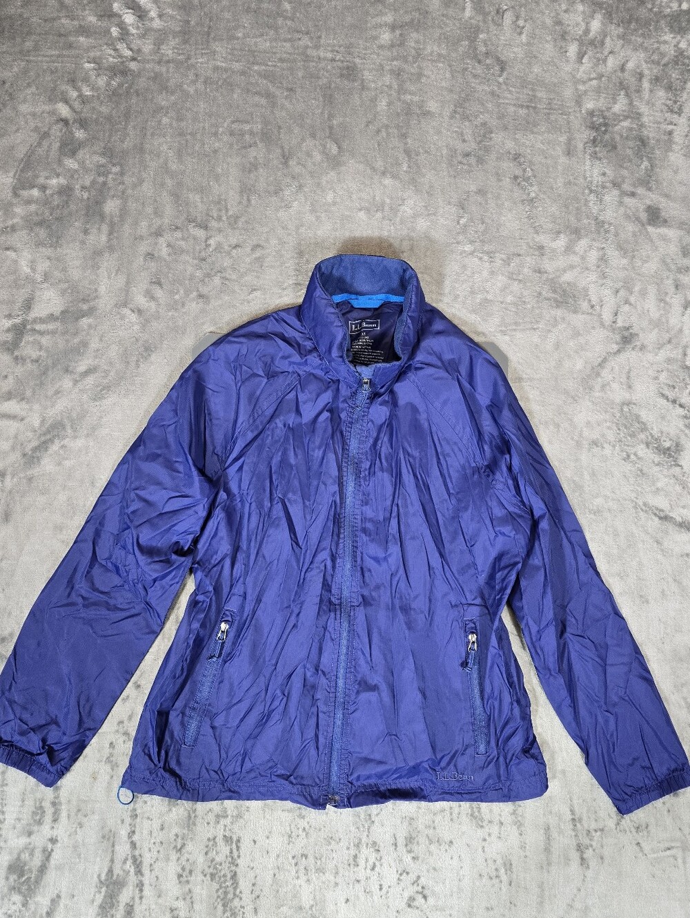 LL Bean Lightweight Windbreaker Jacket Woman's Size Medium Royal Blue